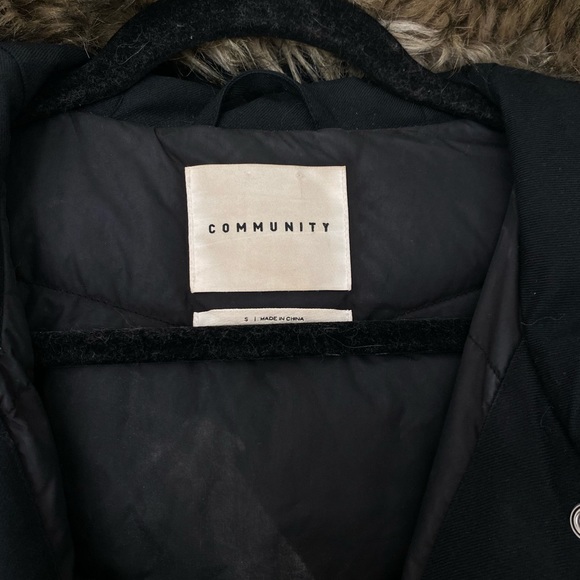 Aritzia Community Parka - Picture 4 of 4